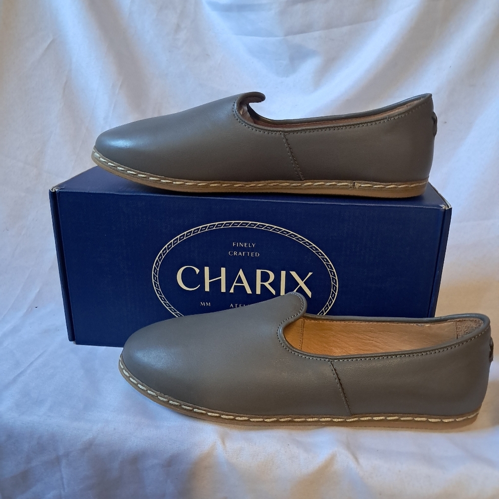 NWT CHARIX The Ultimate Gray Slip On Unisex